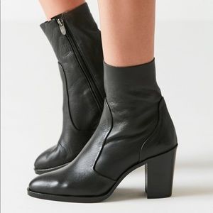 *Never Worn* Crosswalk Pico Ankle Boot
